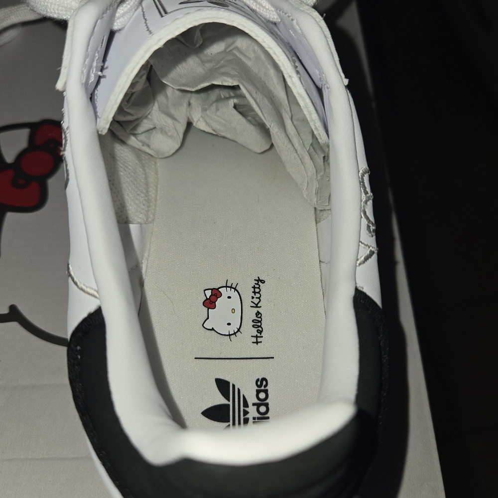 Adidas Sambe - Hello Kitty - Picture 4 of 6